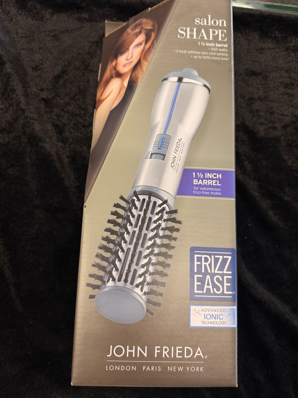 John Frieda Salon Shape 1½" Barrel Hot Air Brush - Silver